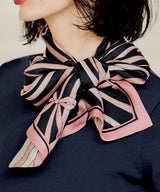 Foulard en soie de luxe fabriqué au Japon
