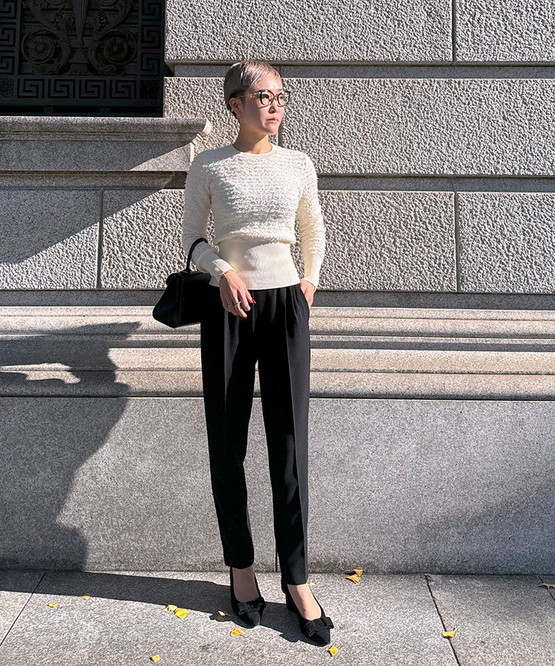 Tweed-style compact top