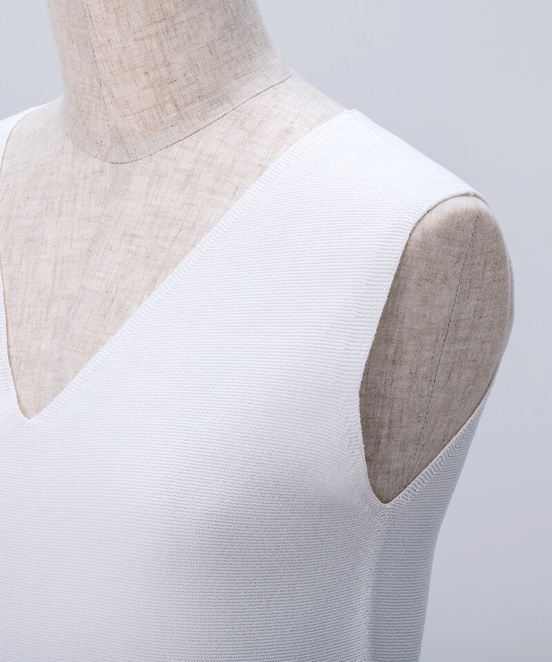 Tricot sans couture sans manches fabriqué au Japon
