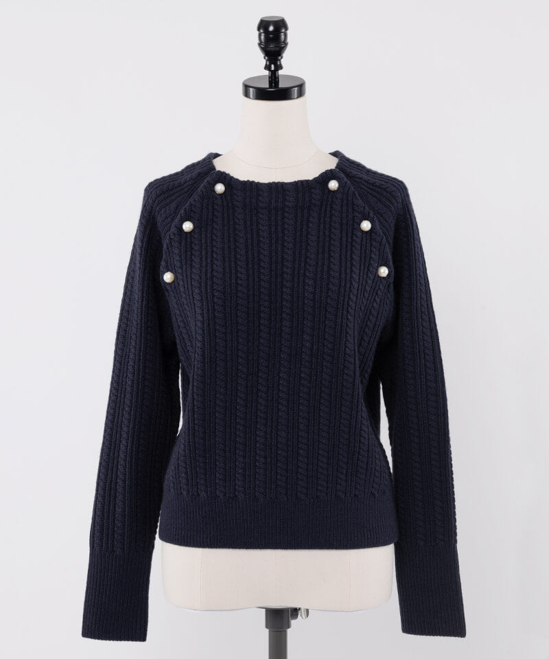 Pearl button cable knitwear
