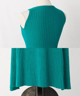 V-neck sleeveless knit dress