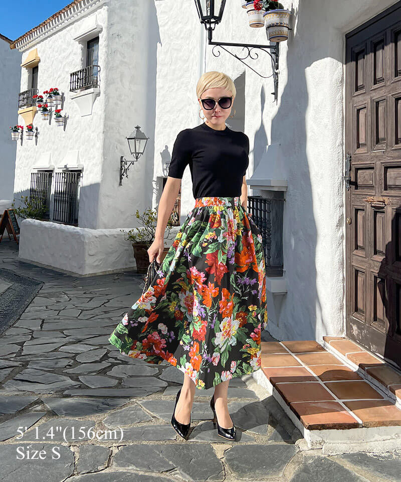 Vintage-style flower flared skirt