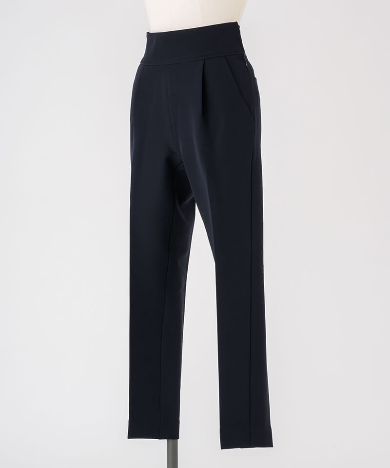 Front tuck stretch pants