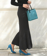 Cable knit long skirt
